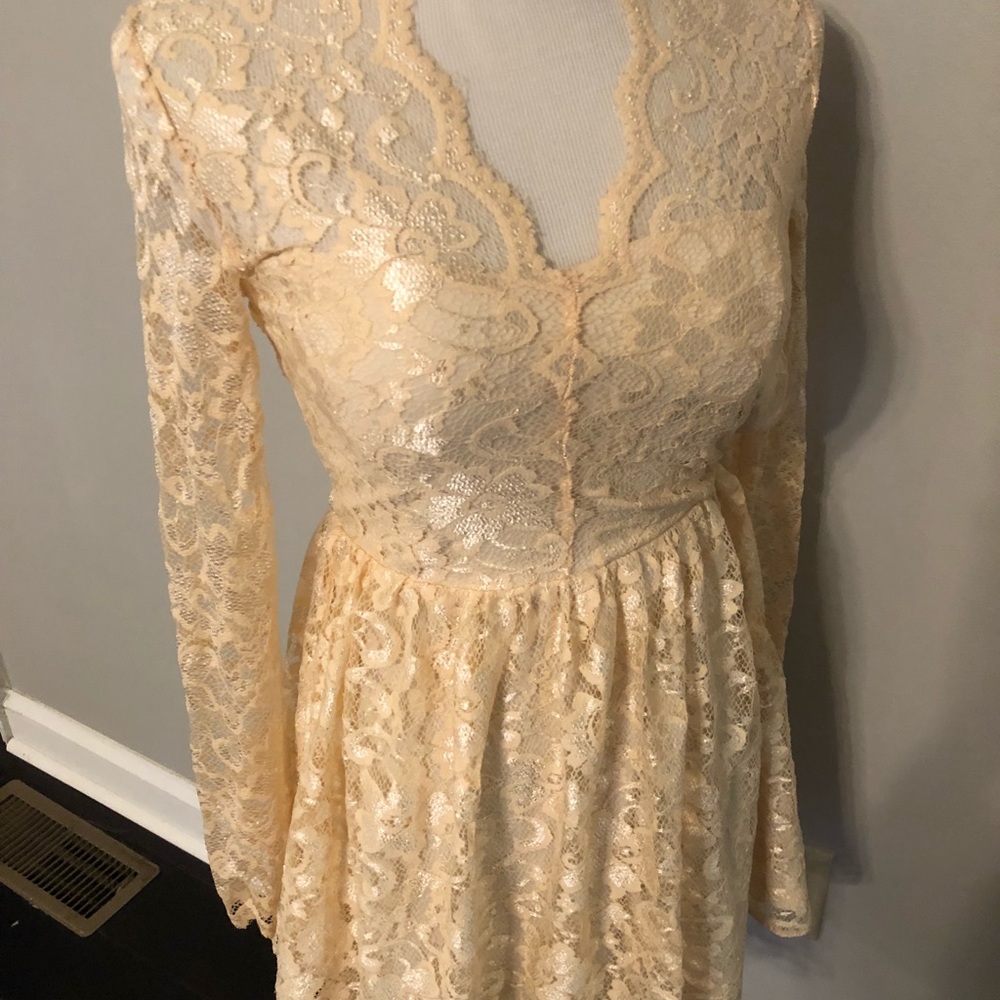 ASOS CREAM LACE DRESS - Picture 4 of 5